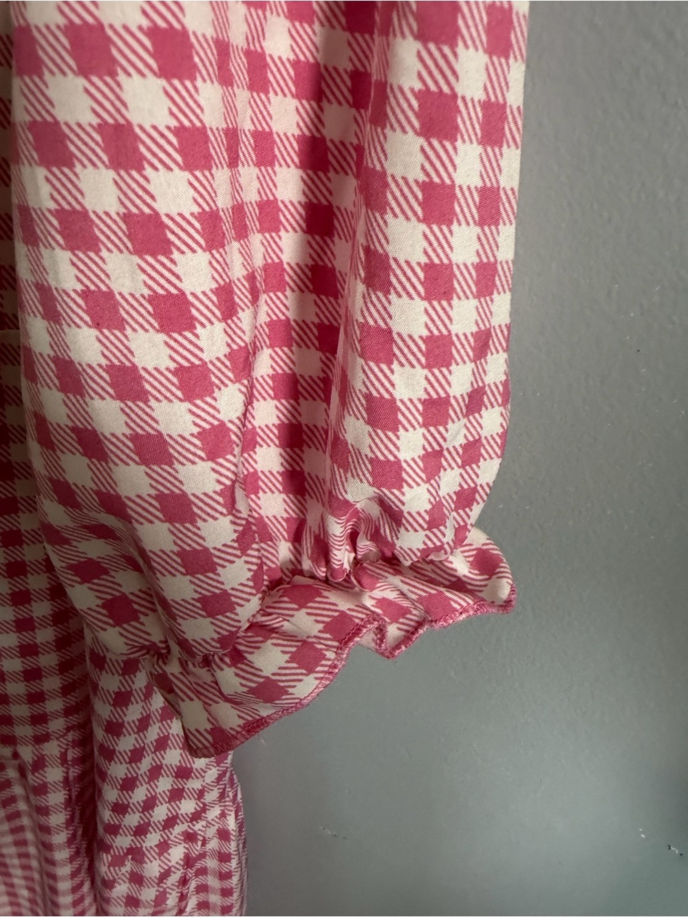 Pink Gingham Maxi Dress with Puff Sleeves - Picture 4 of 9